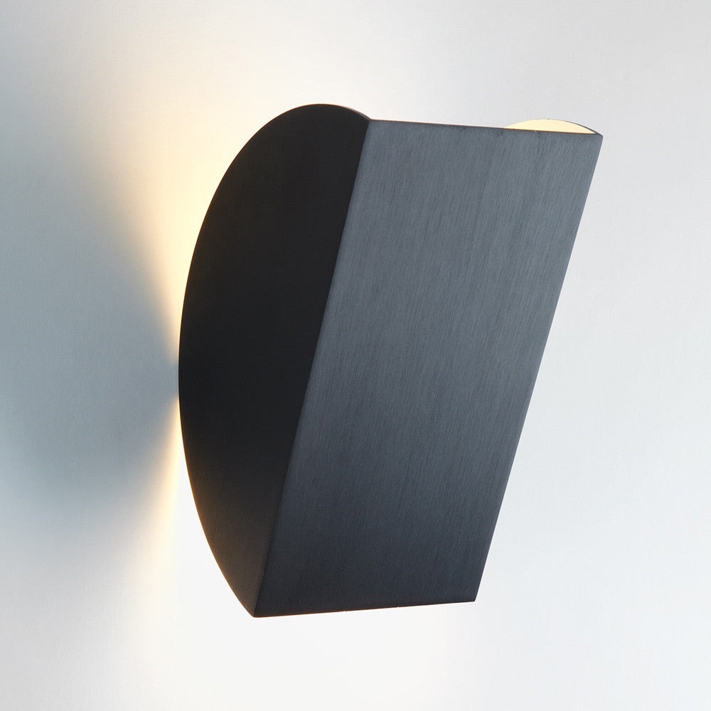 Cora LED Wall Light in Detail.