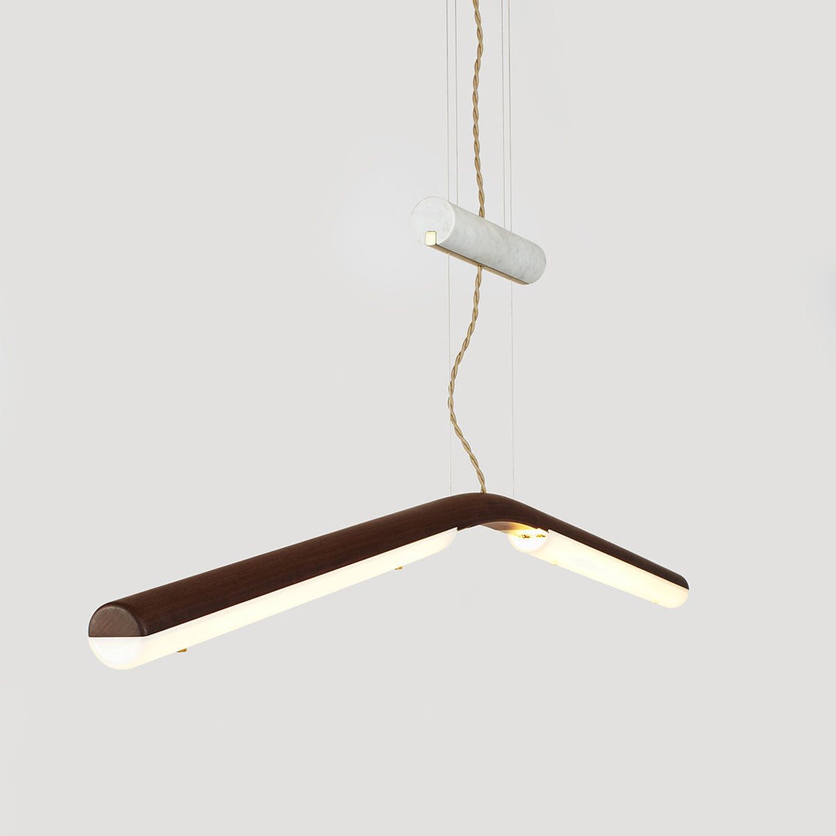 Counterweight LED Pendant Light in Detail.