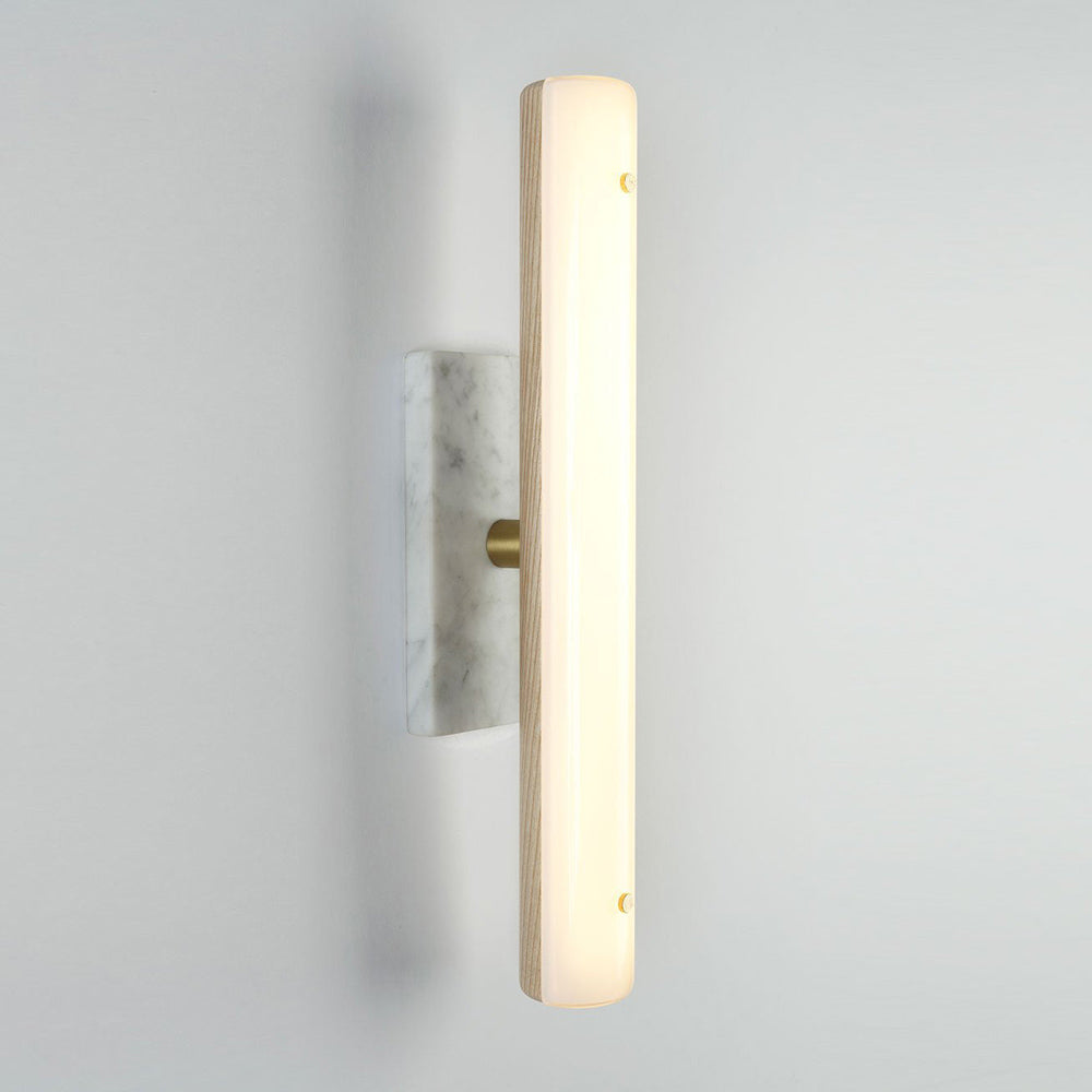 Counterweight Rectangle LED Wall Light in Detail.