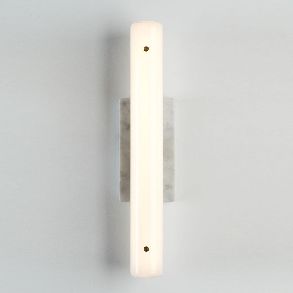 Counterweight Rectangle LED Wall Light in Detail.
