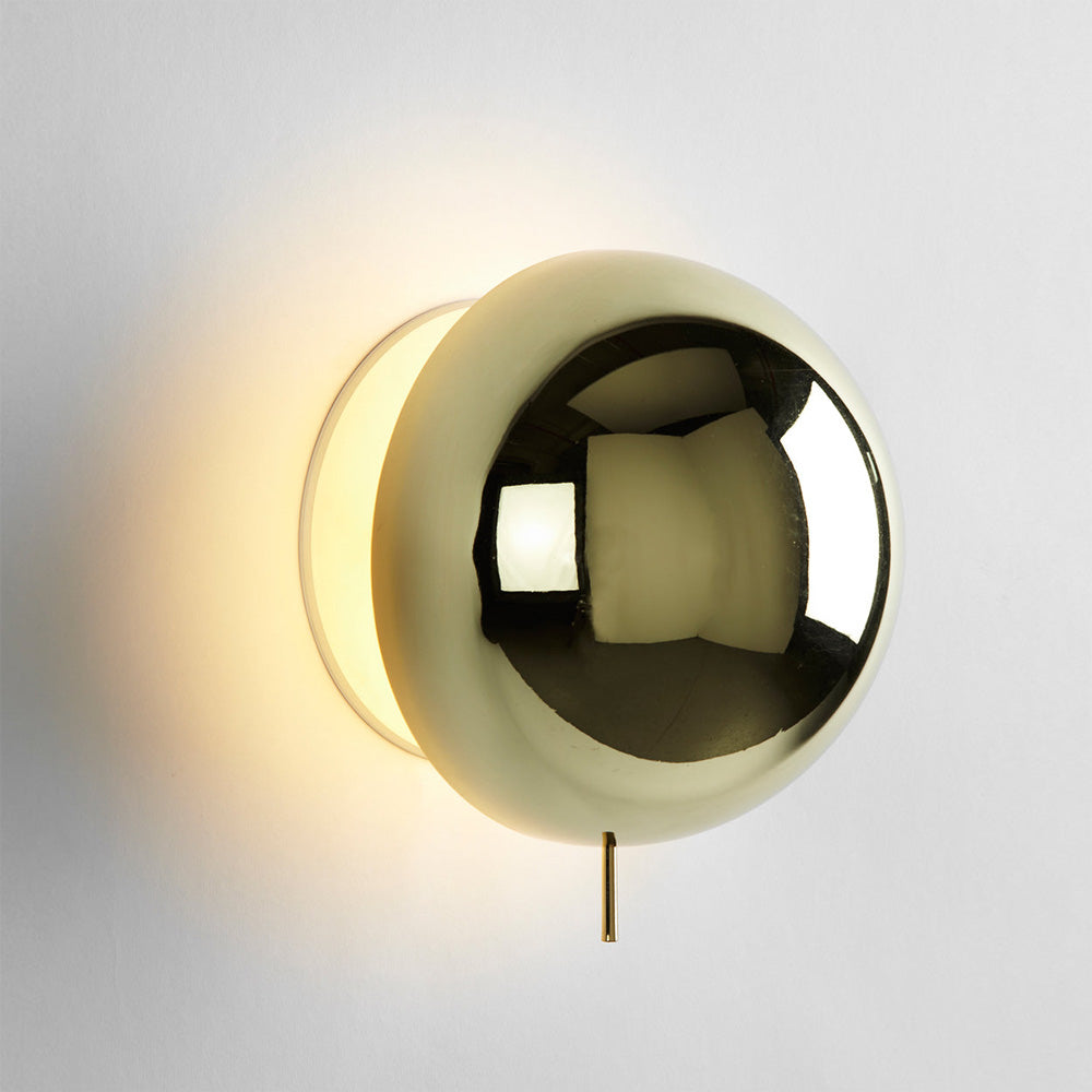 Eclipse LED Wall Light in Detail.