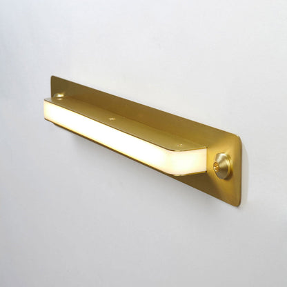 Halo LED Wall Light in Detail.