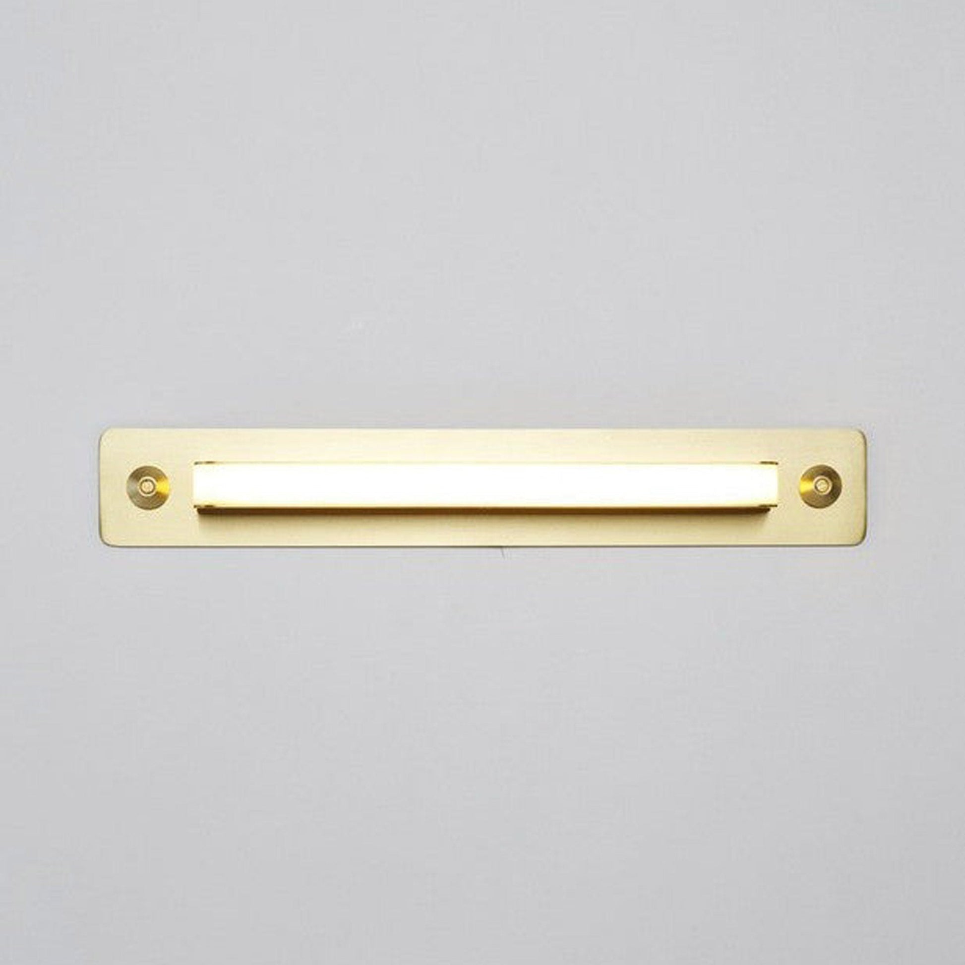 Halo LED Wall Light in Detail.