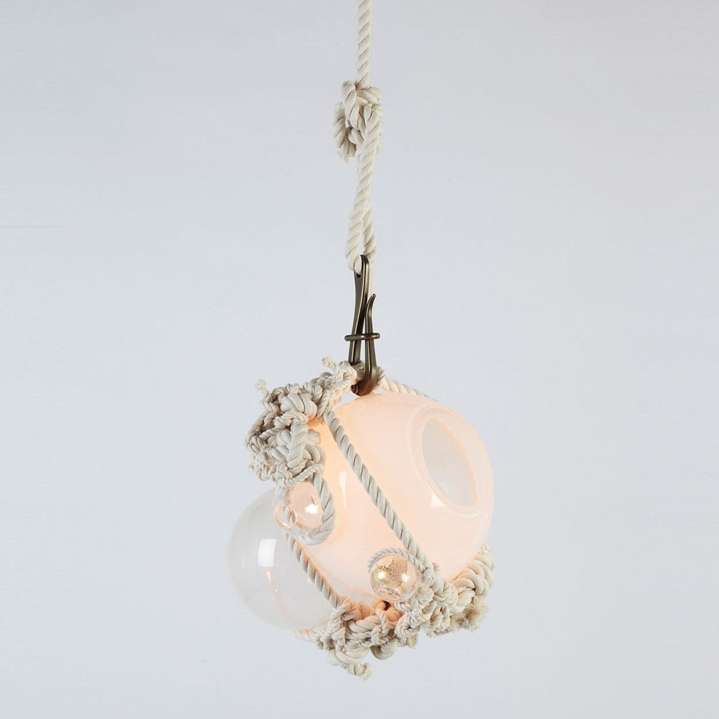 Knotty Bubbles Pendant Light in Detail.