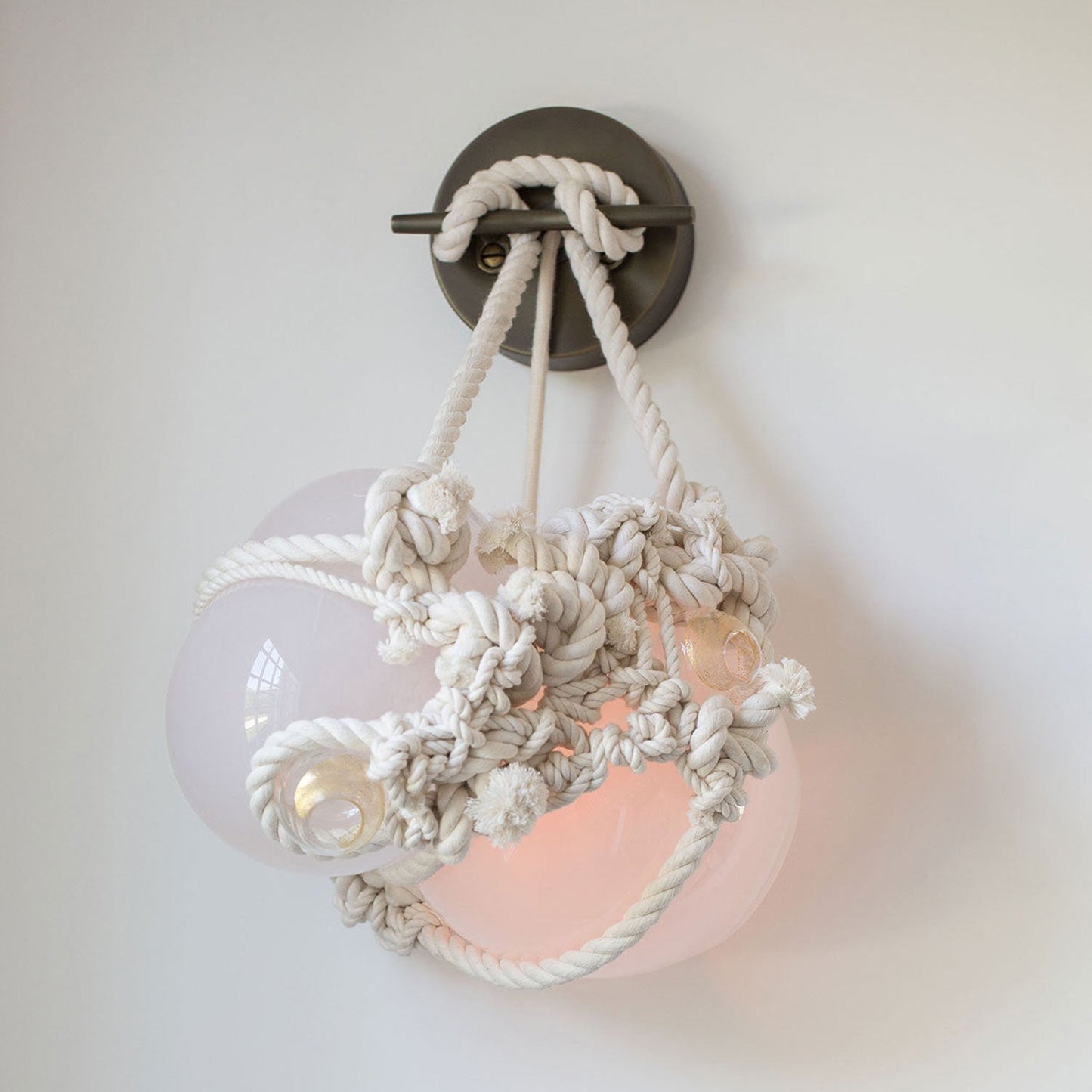 Knotty Bubbles Wall Light in Detail.