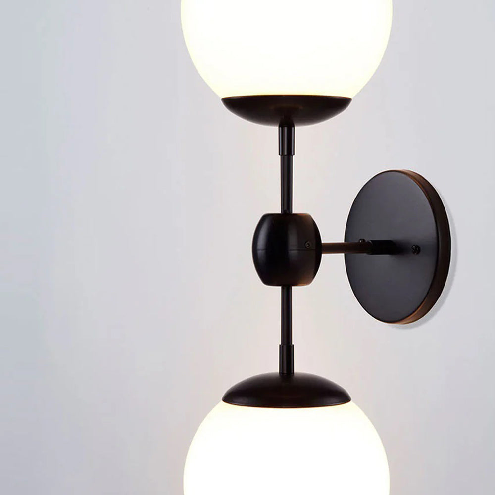 Modo Wall Light in Detail.