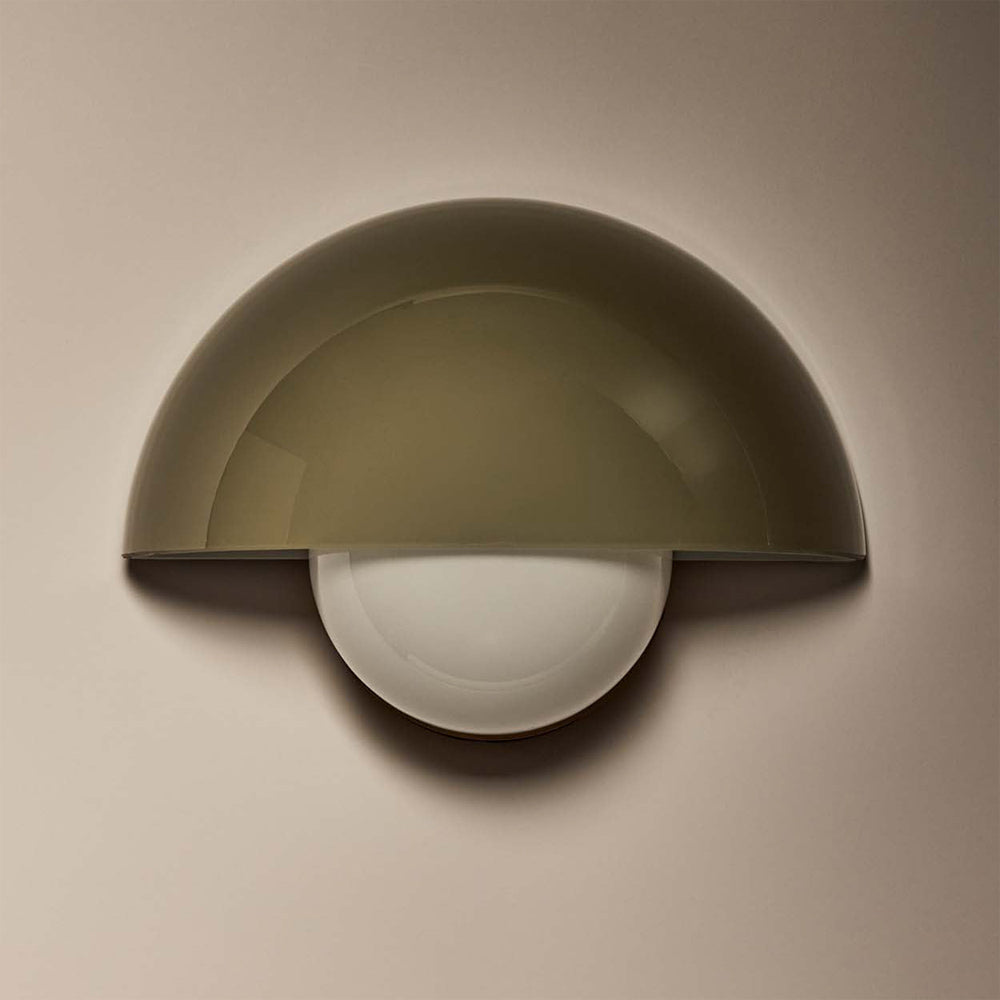 Pearl LED Wall Light in Detail.