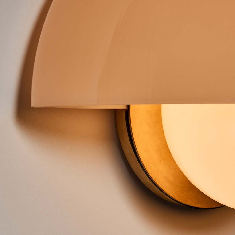 Pearl LED Wall Light in Detail.