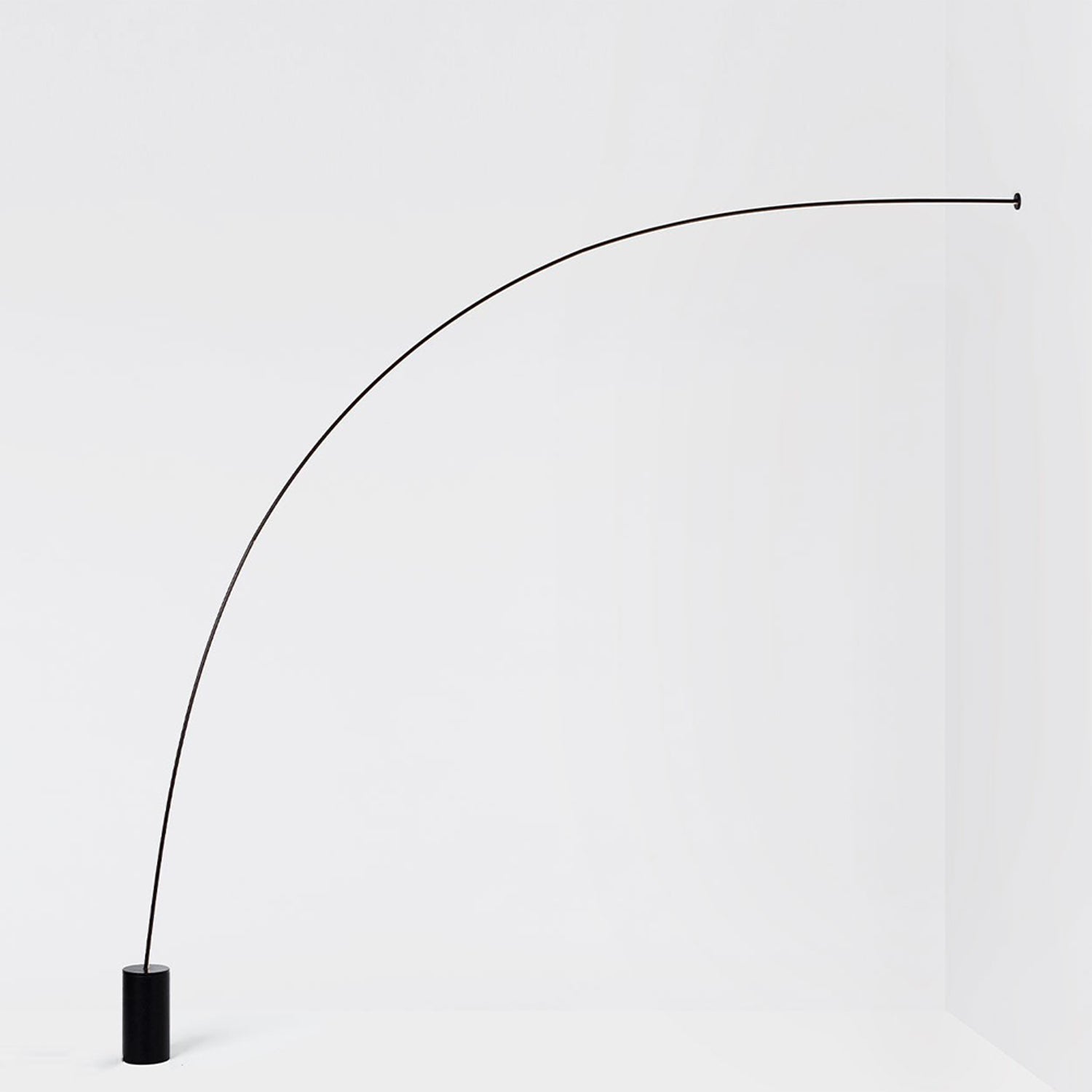 Pole LED Floor-to-Wall Lamp in Detail.
