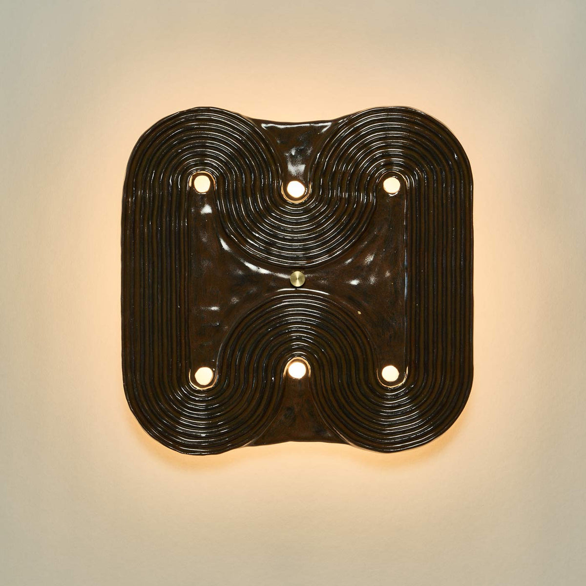 Resonance IV LED Wall Light in Detail.