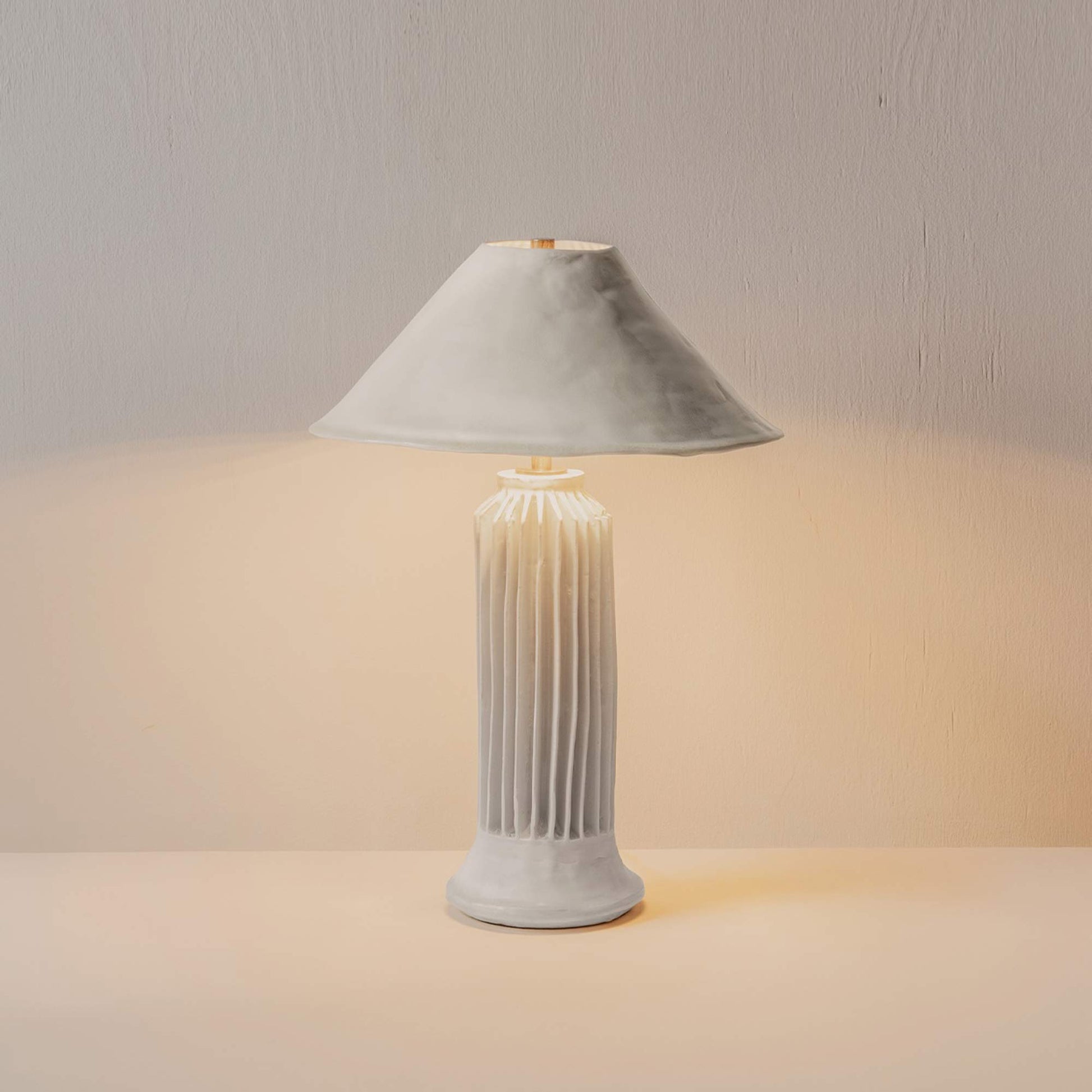 Silo II LED Table Lamp in Detail.