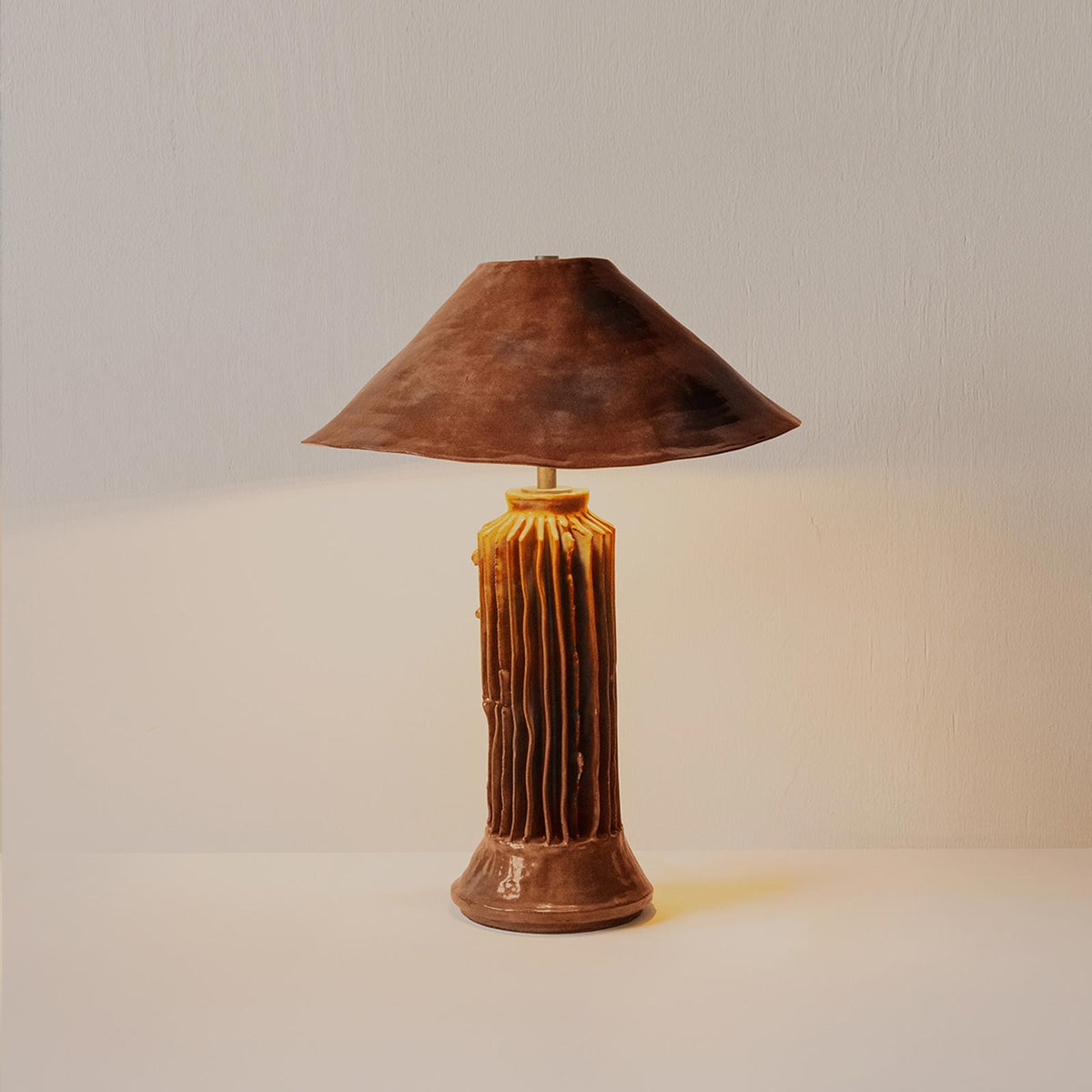 Silo II LED Table Lamp in Detail.