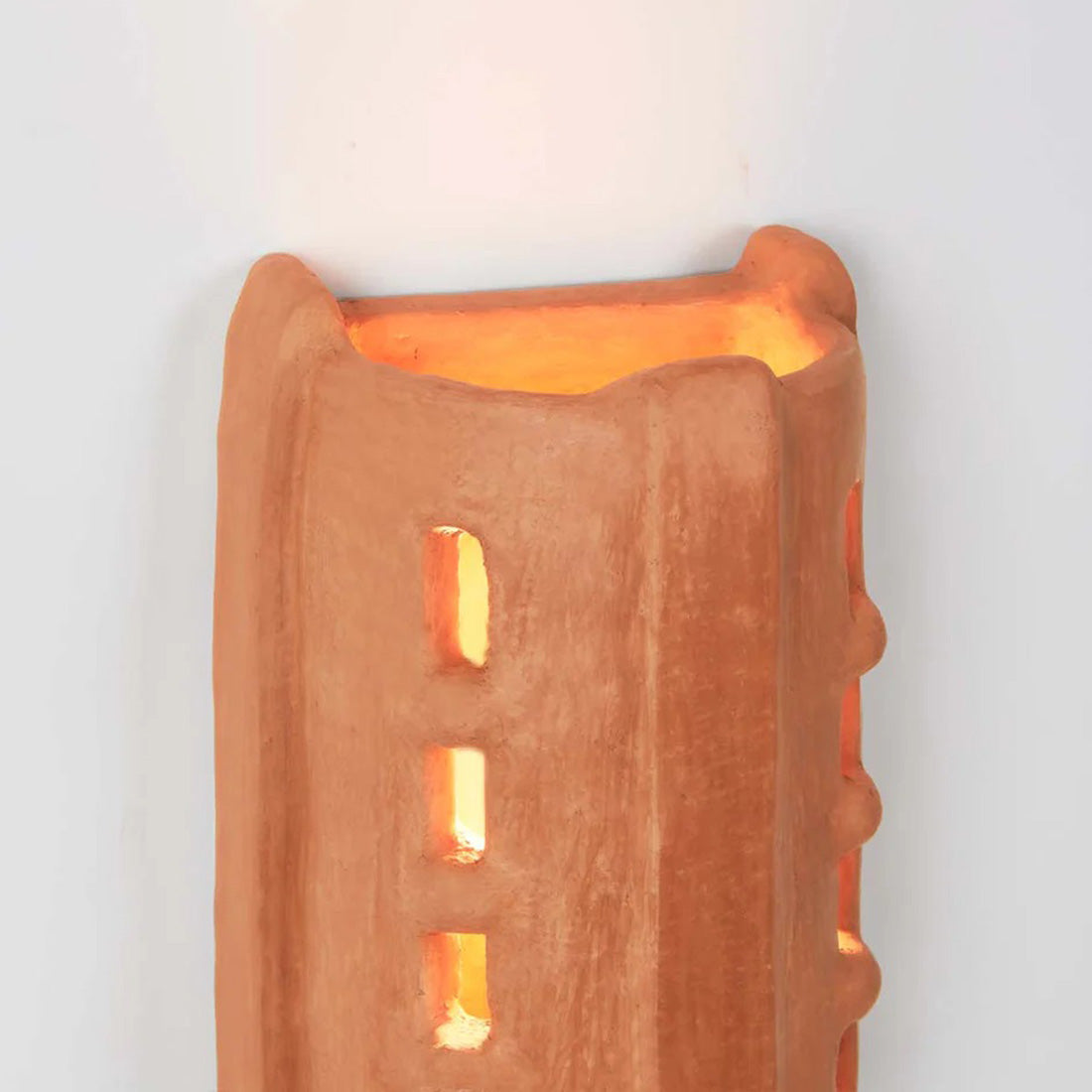 Taqa LED Wall Light in Detail.