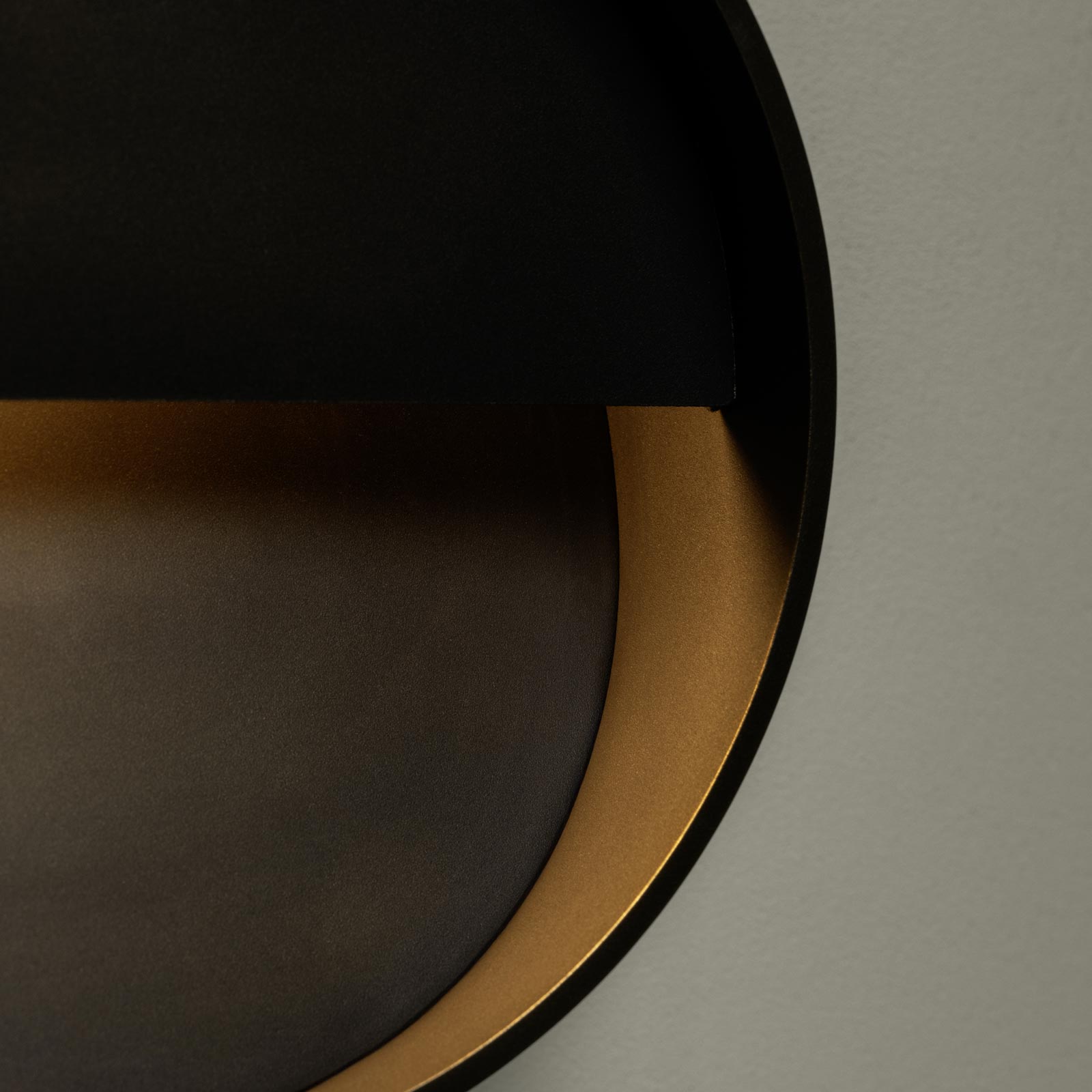 Tobor LED Wall Light in Detail.