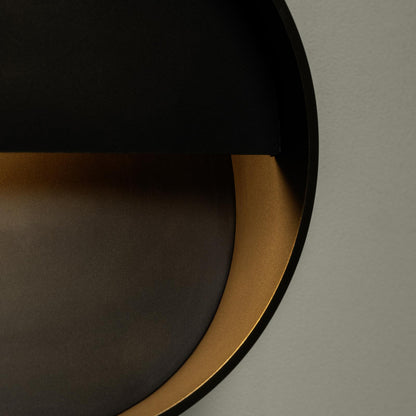 Tobor LED Wall Light in Detail.