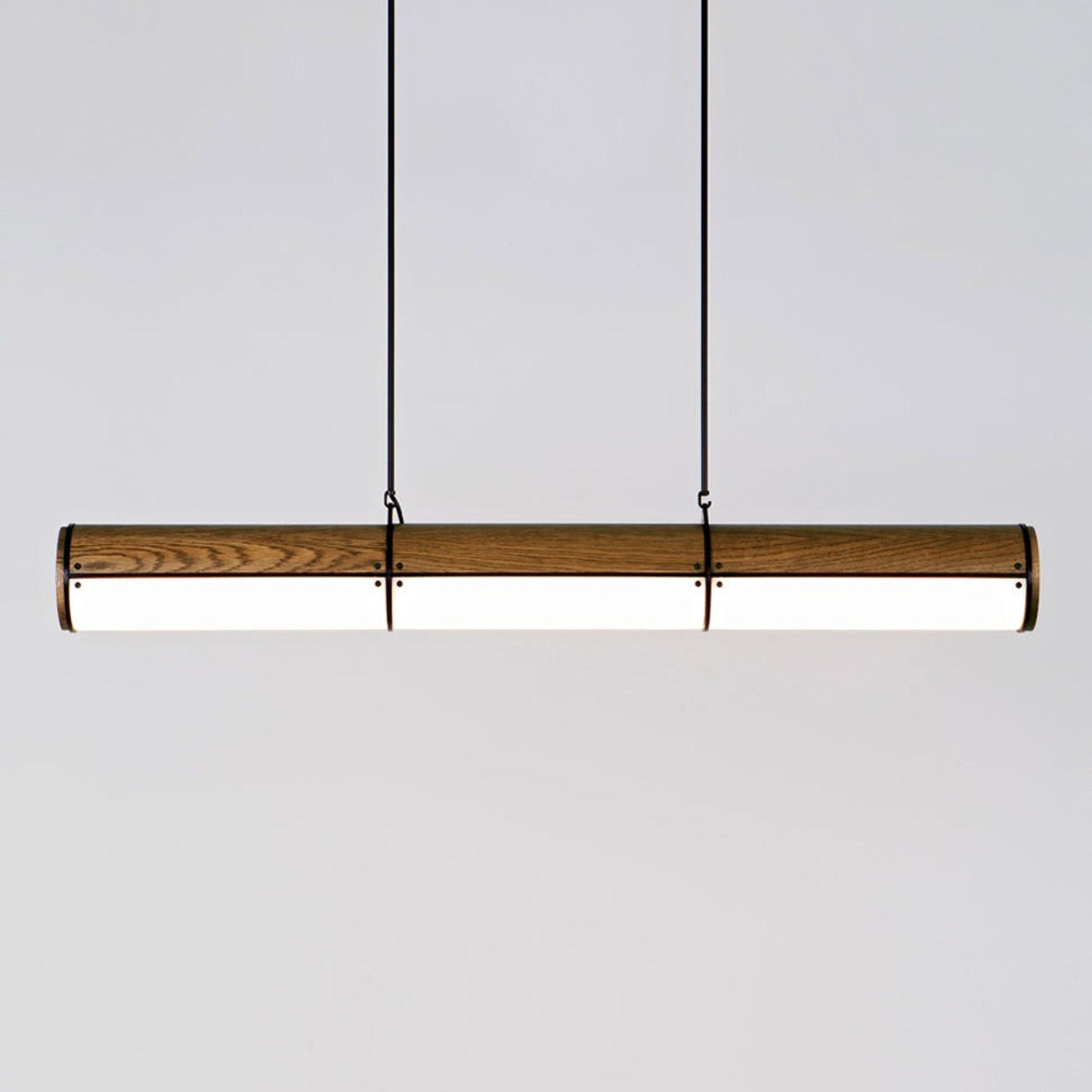 Woody Endless Linear LED Pendant Light in Detail.