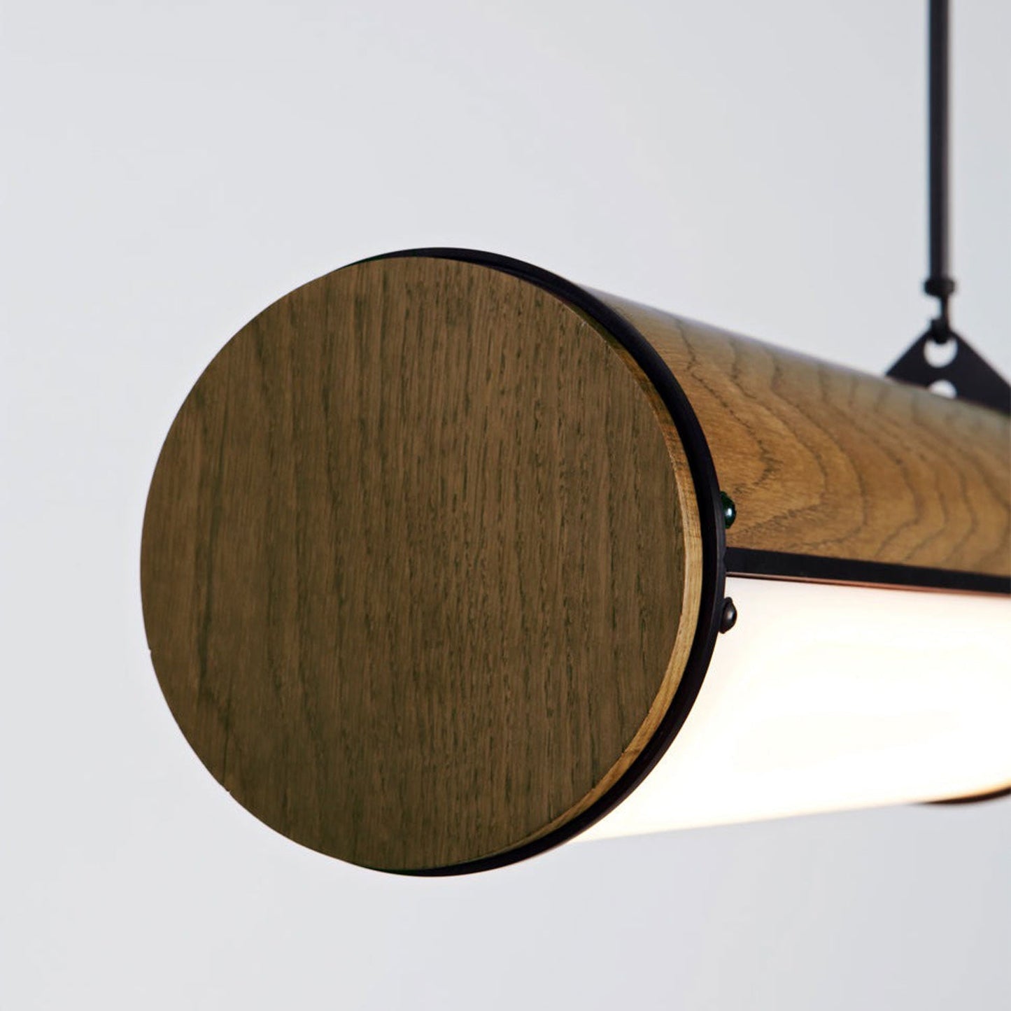 Woody Endless Linear LED Pendant Light in Detail.