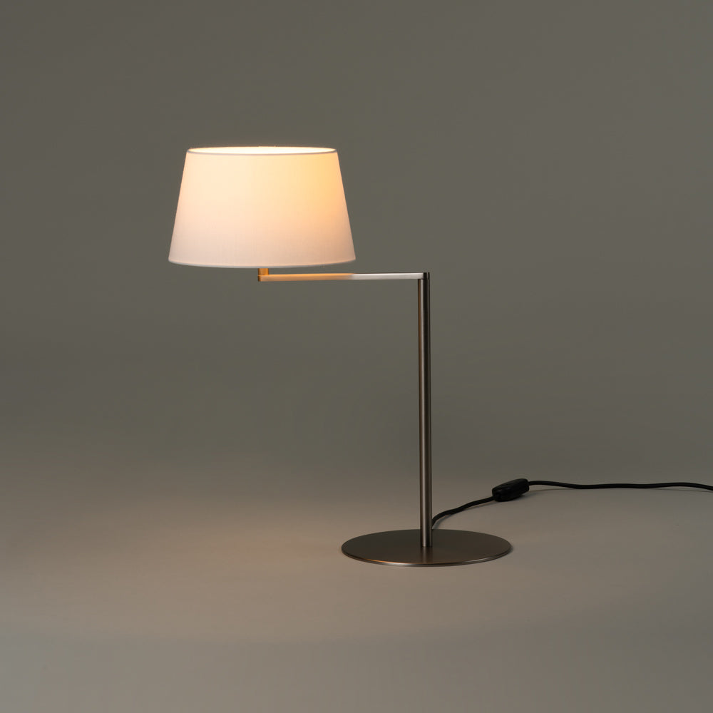 Americana Table Lamp in Detail.