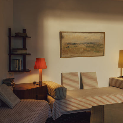 Básica M1 Table Lamp in living room.