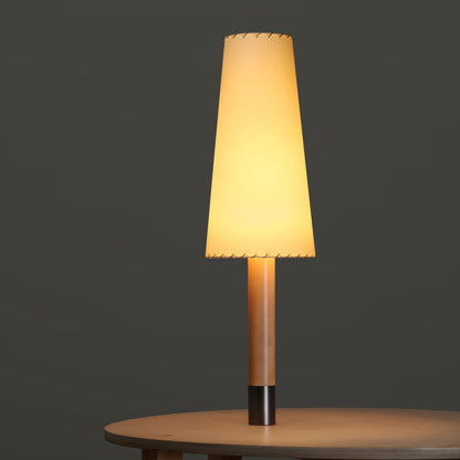 Básica M2 Table Lamp in Detail.