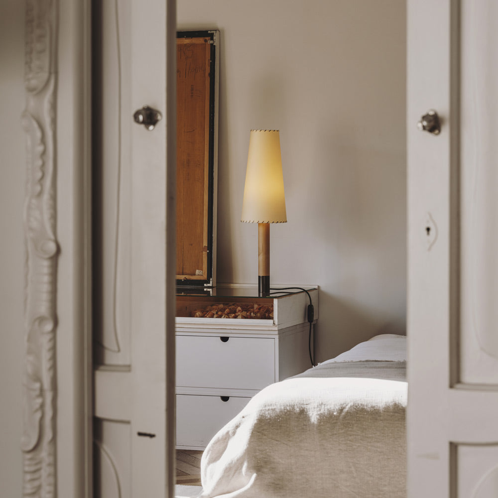 Básica M2 Table Lamp in bedroom.