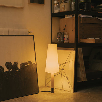 Básica M2 Table Lamp in living room.