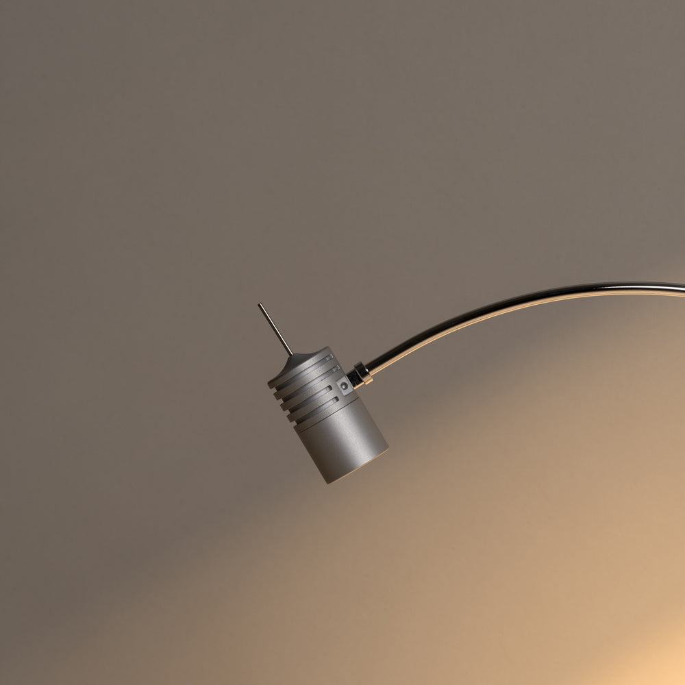 Bib Luz LED Table Lamp in Detail.