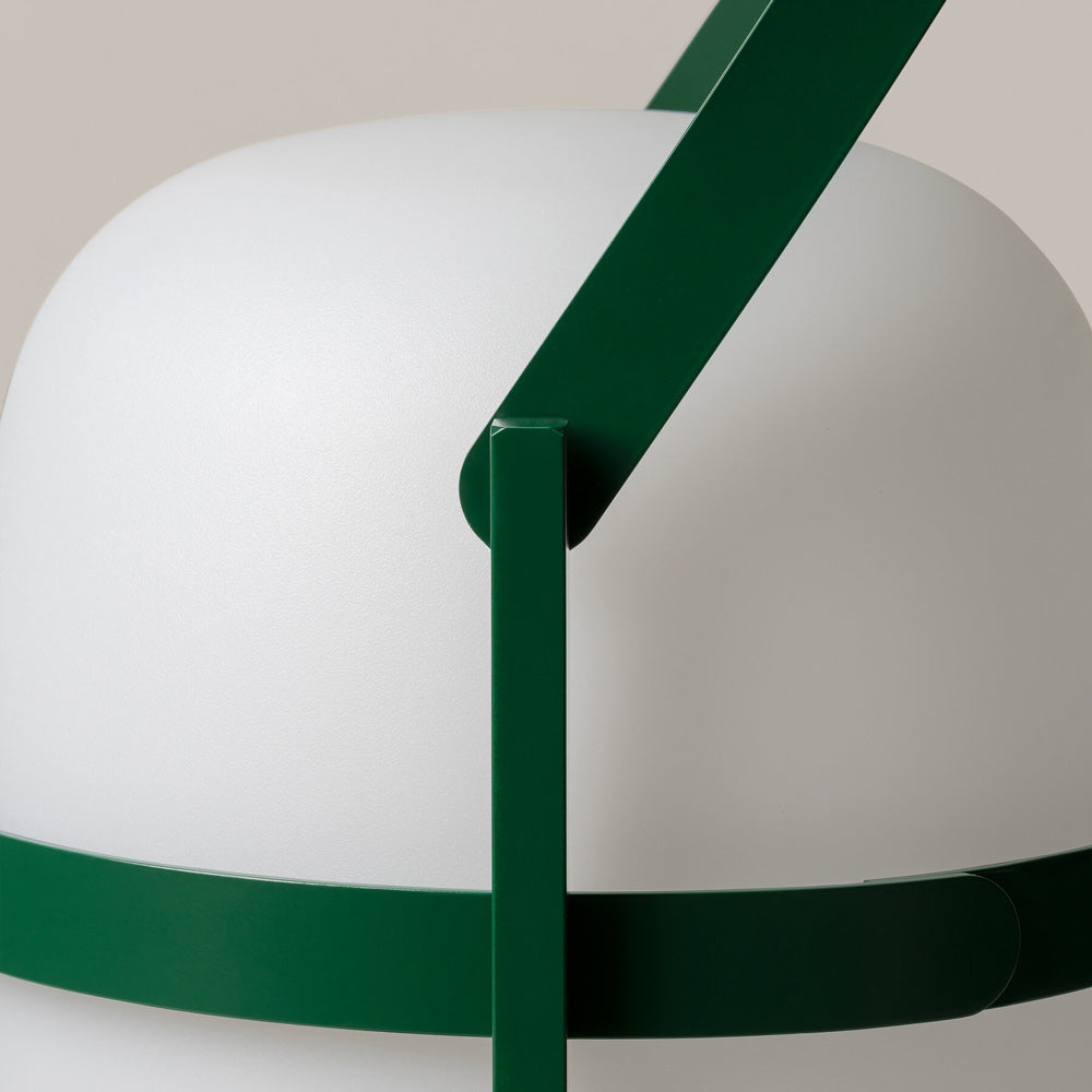 Cesta Outdoor Table Lamp in Detail.