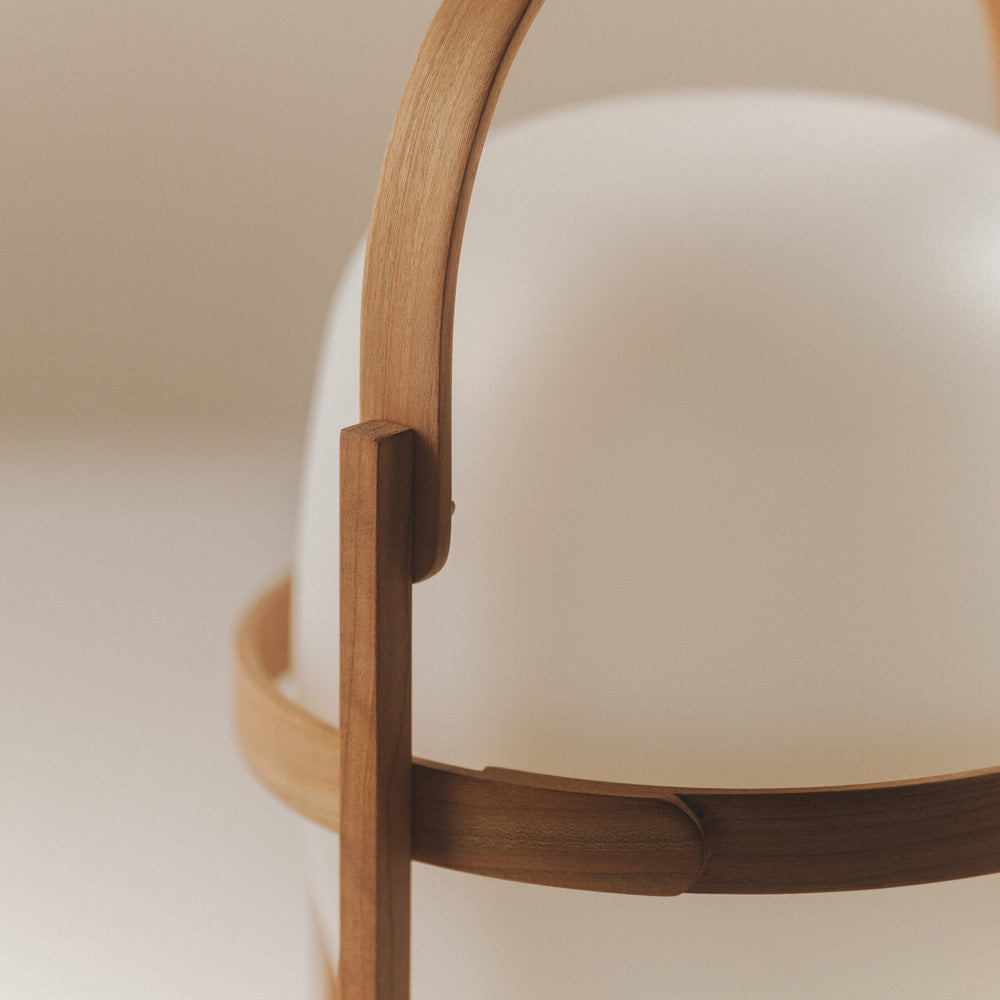Cestita LED Rechargeable Table Lamp in Detail.