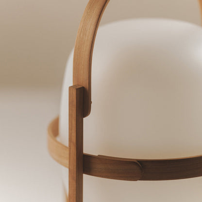 Cestita LED Rechargeable Table Lamp in Detail.