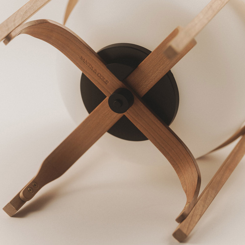 Cestita LED Rechargeable Table Lamp in Detail.