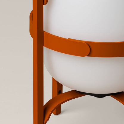 Cestita Outdoor LED Rechargeable Table Lamp in Detail.
