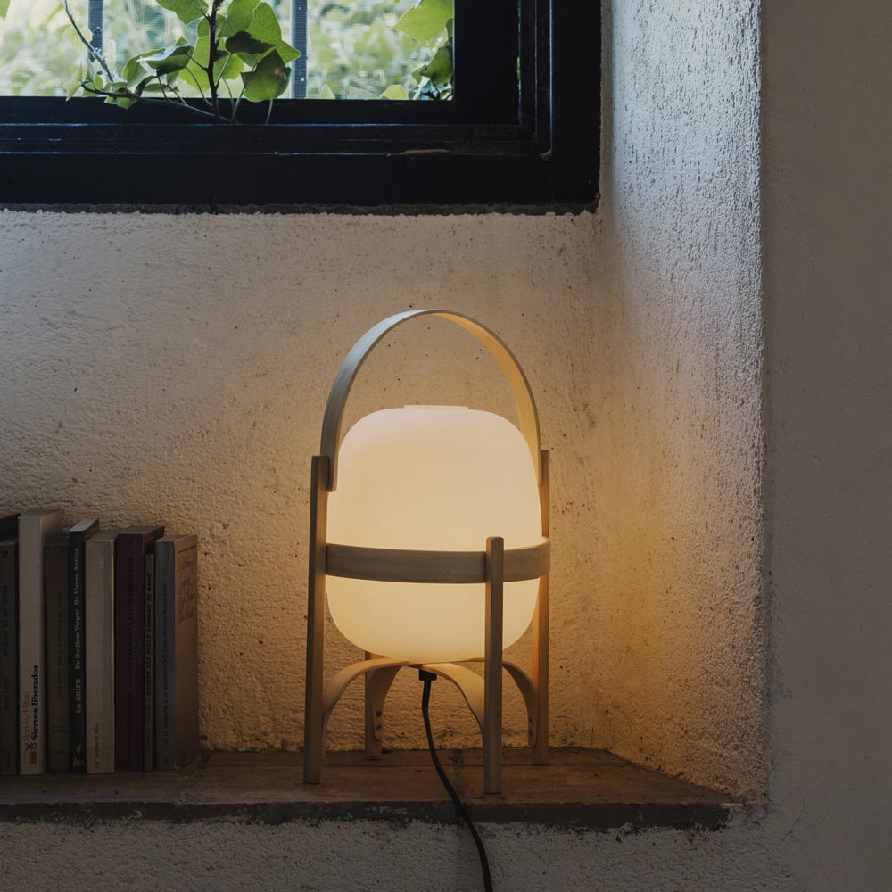 Cestita Table Lamp in Detail.