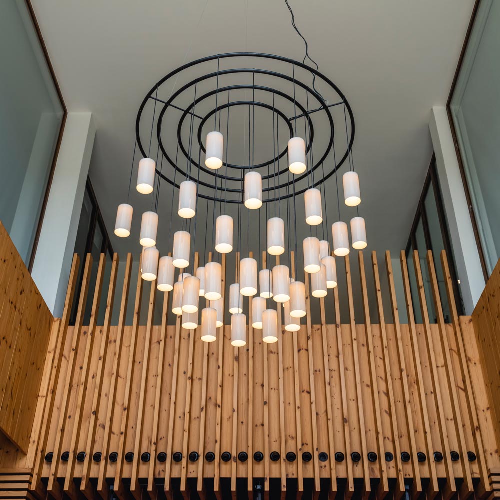 Cirio LED Chandelier in Detail.