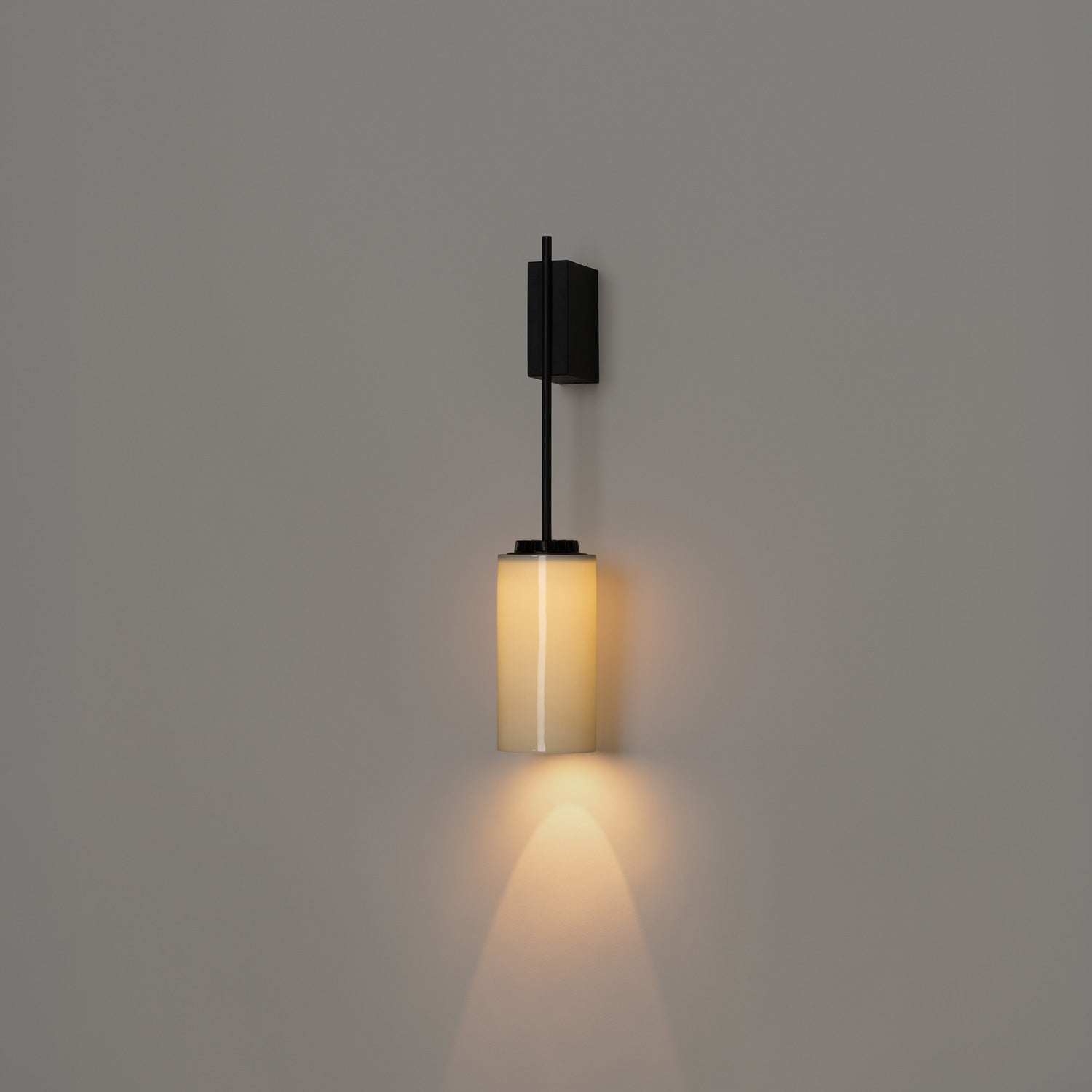 Cirio LED Wall Light in Detail.