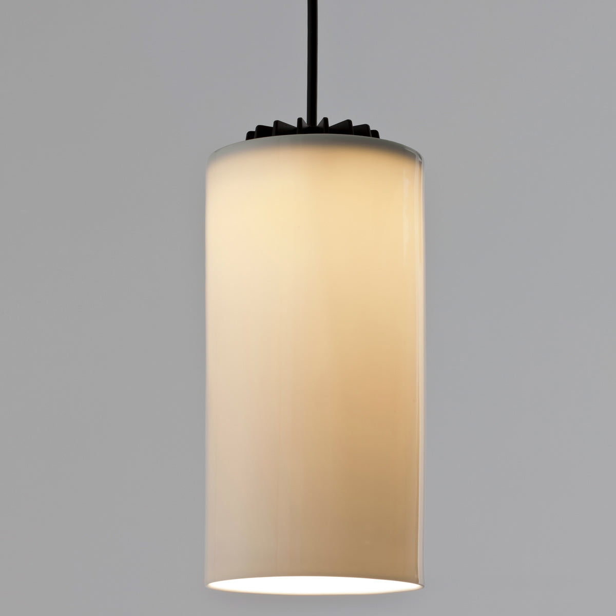 Cirio Linear LED Pendant Light in Detail.