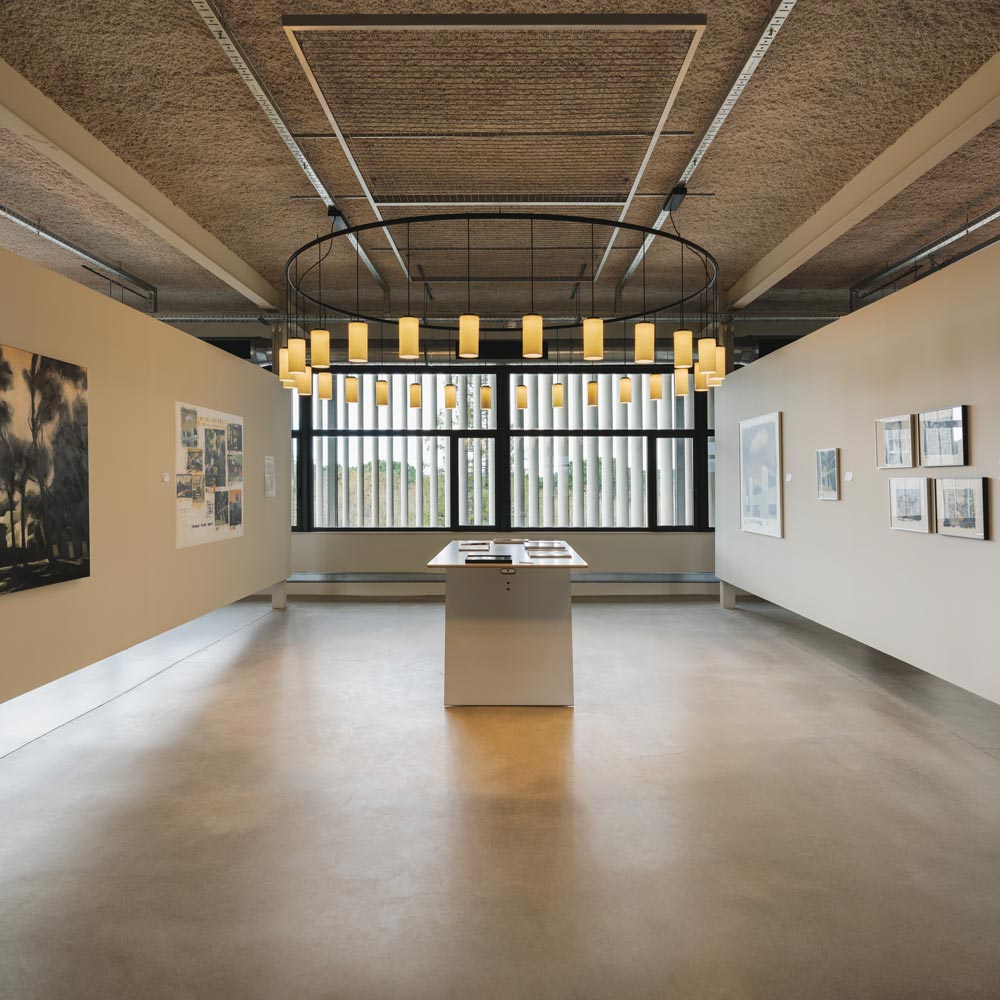 Cirio Rectangular LED Pendant Light in exhibition.