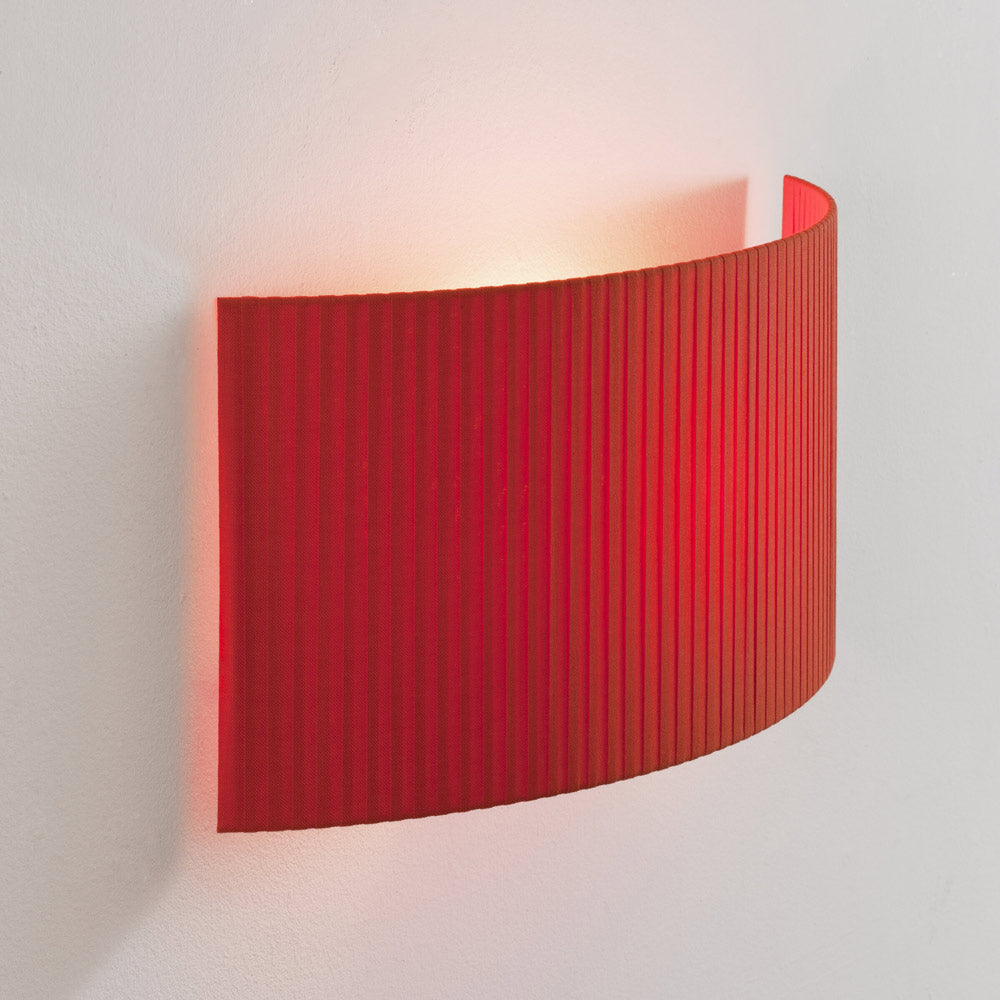 Comodín Wall Light in Detail.