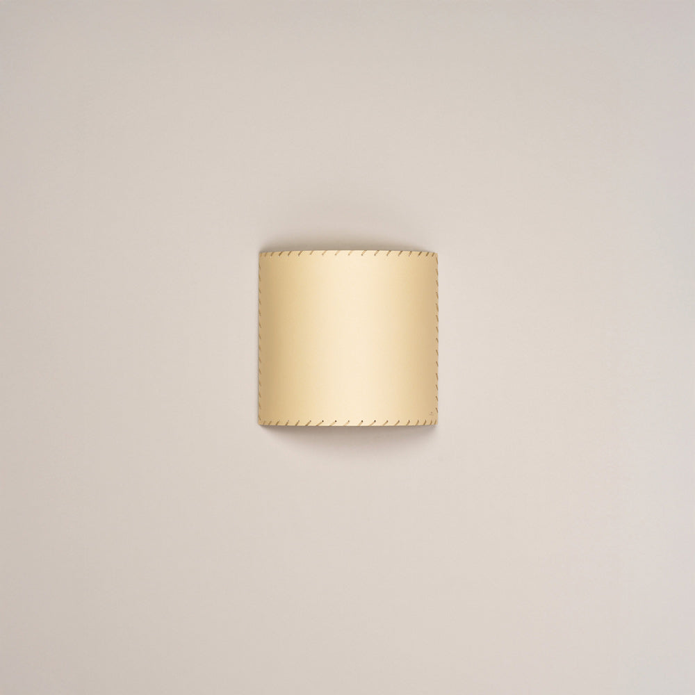 Comodín Wall Light in Detail.
