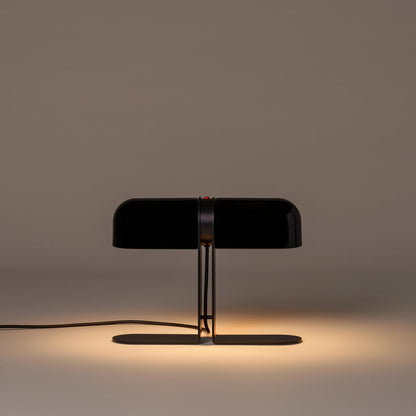 Duo Table Lamp in Detail.