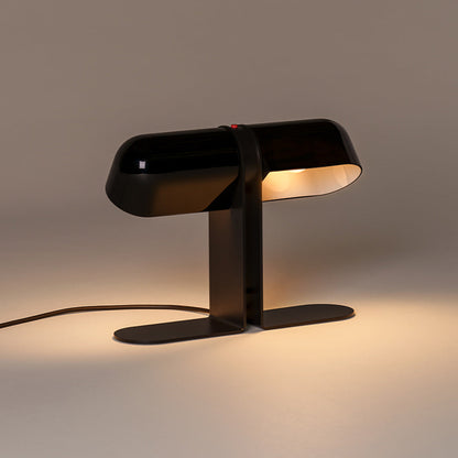 Duo Table Lamp in Detail.