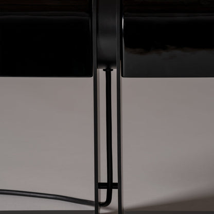 Duo Table Lamp in Detail.