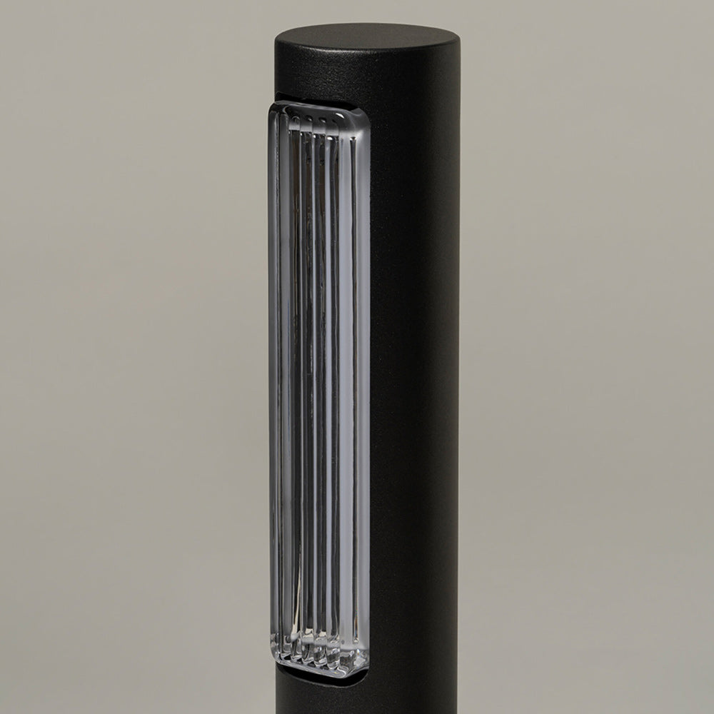Estadio Outdoor LED Path Light in Detail.