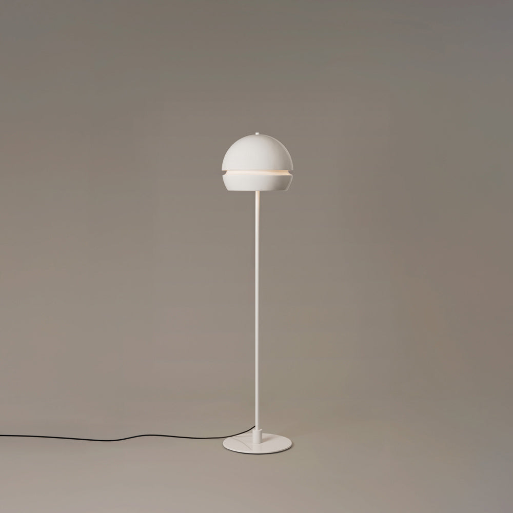 Fontana Alta LED Floor Lamp in Detail.