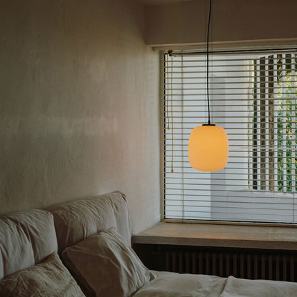 Globo Cesta Pendant Light in bedroom.