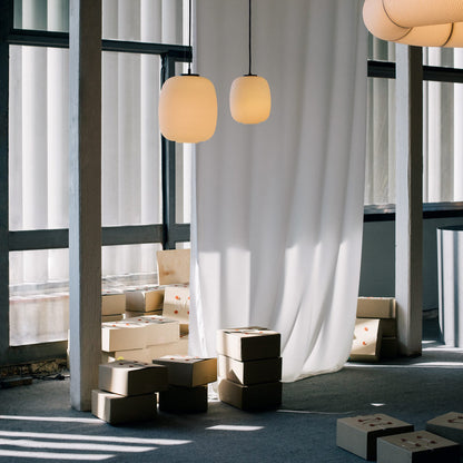 Globo Cesta Pendant Light in living room.