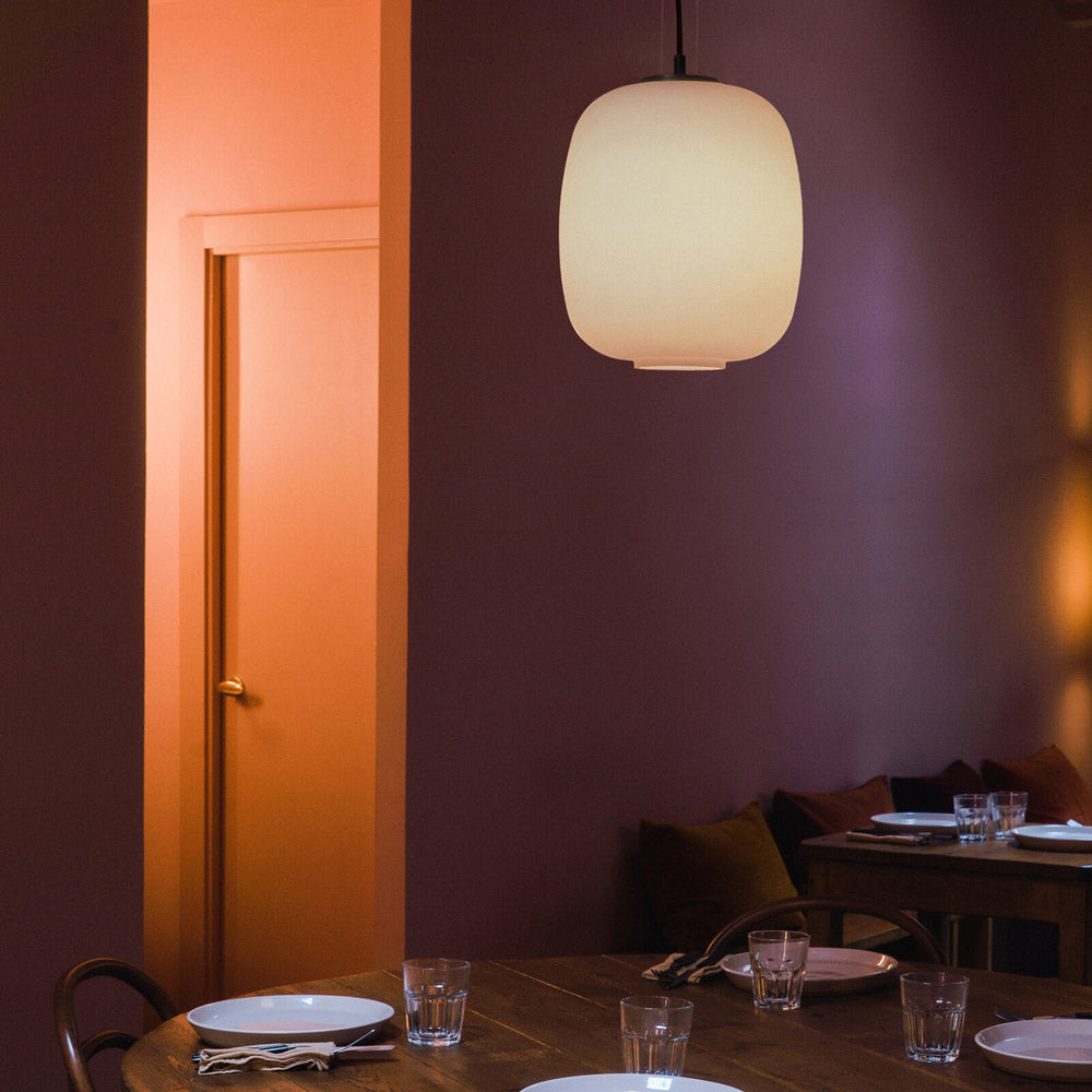 Globo Cesta Pendant Light in dining room.