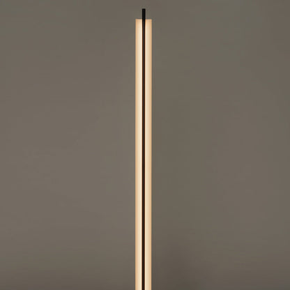 Lámina 165 LED Floor Lamp in Detail.