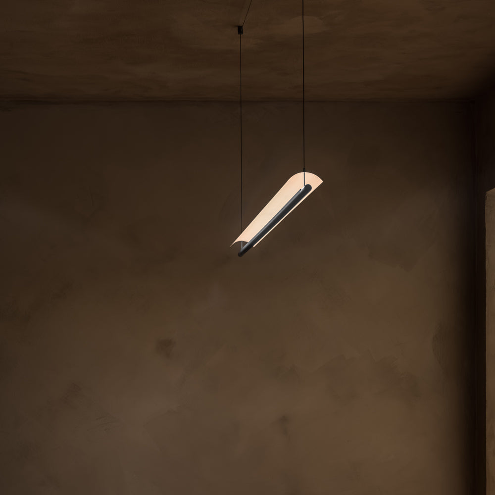 Lámina 165 LED Pendant Light in Detail.