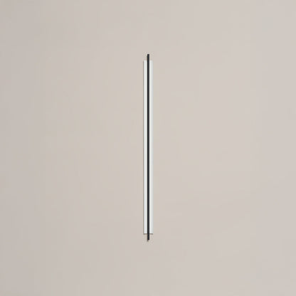 Lámina 165 LED Wall Light in Detail.